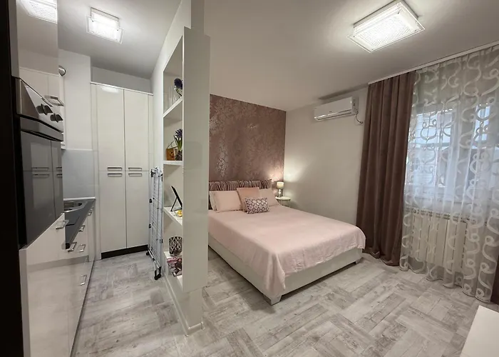 アパート Lux 4&6 *