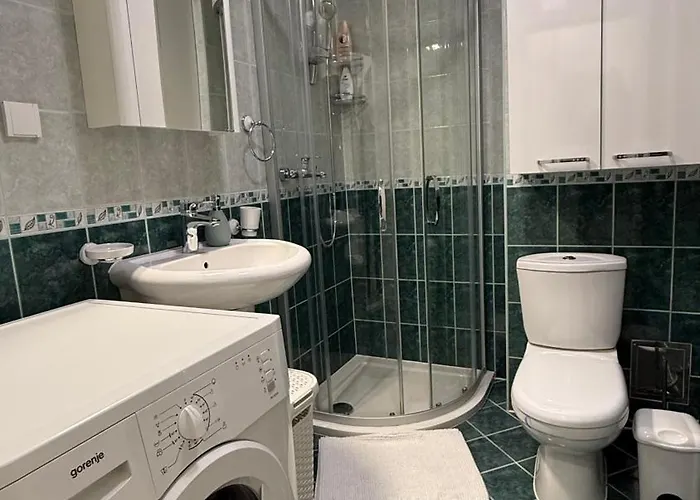 Lux 4&6 アパート