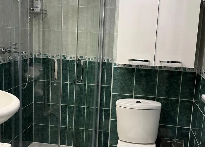 アパート Lux 4&6