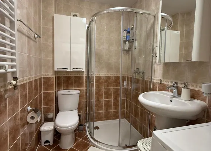 アパート Lux 4&6 *